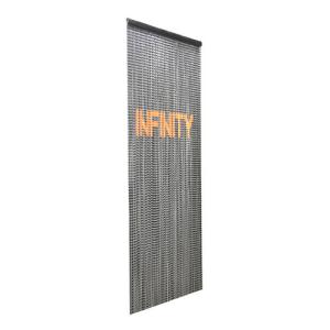 Cortina de puerta aluminio infinity negra con letras naranj…