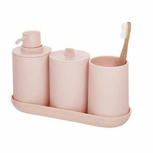 iDesign Set de baño, juego de 4 compuesto por dispensador de jabón, porta cepillo de dientes, algodonero y bandeja de plástico, accesorios de baño para el lavabo, rosa