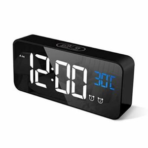 CHEREEKI Reloj Despertador Digital, Despertador Alarma Dual Digital Alarm Clock con Temperatura, 4 Brillo Ajustable Función Snooze, Puerto de Carga USB, 12/24 Horas, 16 música (Negro)