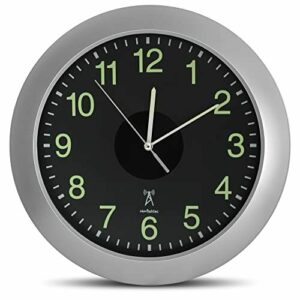FISHTEC Reloj de Pared radiocontrolado - Reloj Solar para Cargar Las Pilas - Dígitos Grandes - Apto para la Cocina, la Oficina, el salón, el Dormitorio - Ø 30 cm - Gris y Negro