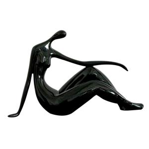 Figura MADELEINE II de resina - 36x22 cm - Negro